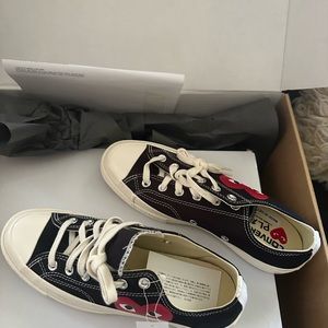 !!!!SOLD!!!! Play converse